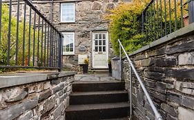 Carreg Lwyd